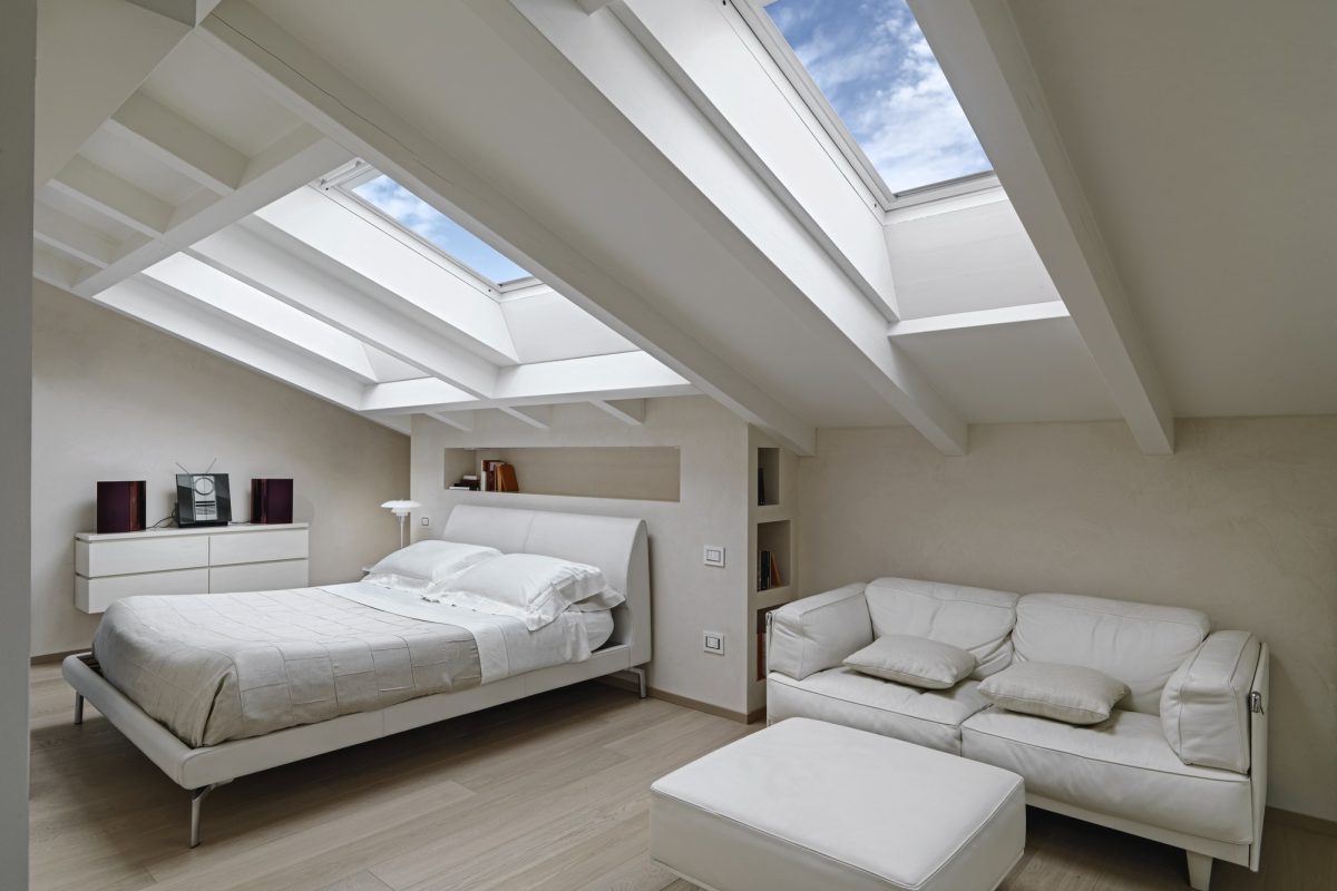 interiors-of-the-modern-bedroom-in-the-mansard